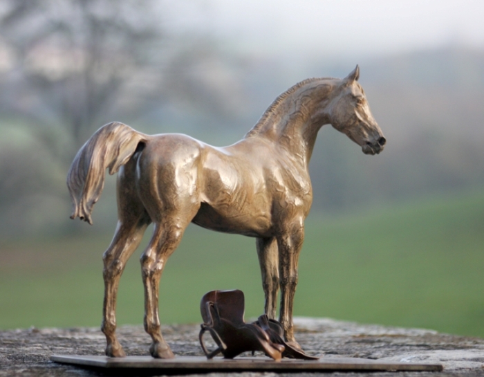 Prix Rambouillet, Le cheval à la selle, sculpture en bronze de Frédéric Jager